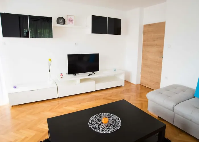 Apartment Apartma Ela